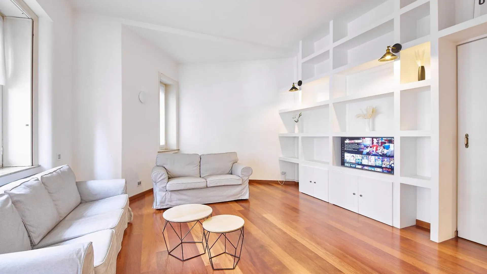 Porta Nuova Lusso 8 Minuti Dal Duomo Apartment Milan Italy